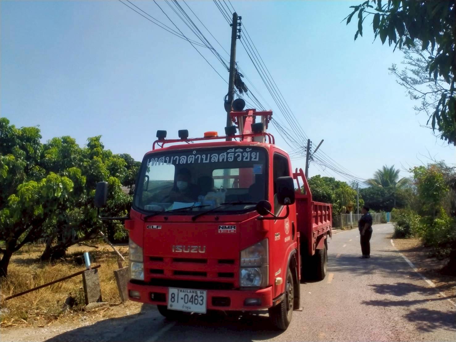 กองช่างออกซ่อมแซมเสียงตามสายประจำหมู่บ้านบริเวณพื้นที่ ม.9และ ม.13